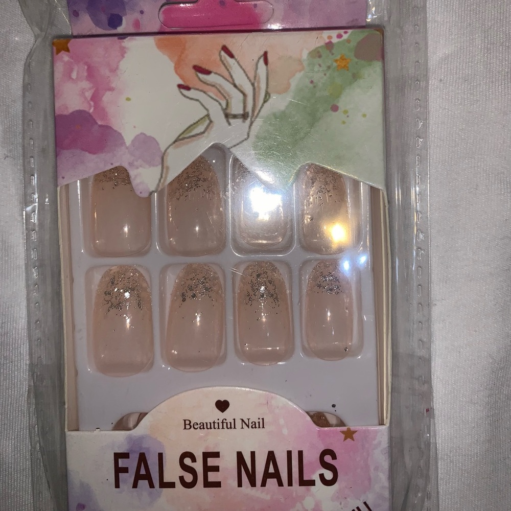 False Nails